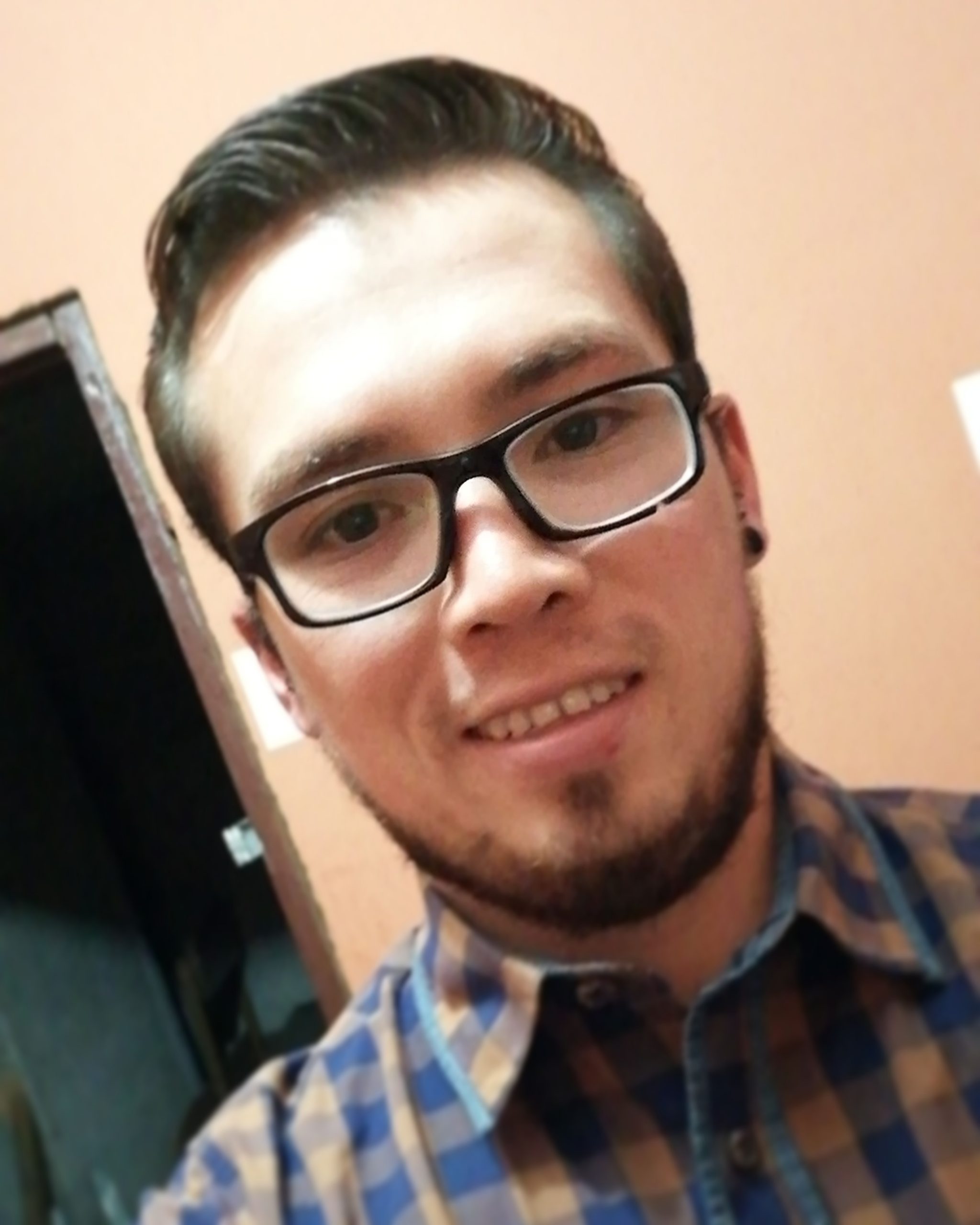 MD. Santiago Carrión