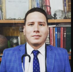 Carlos Basantes Alcívar